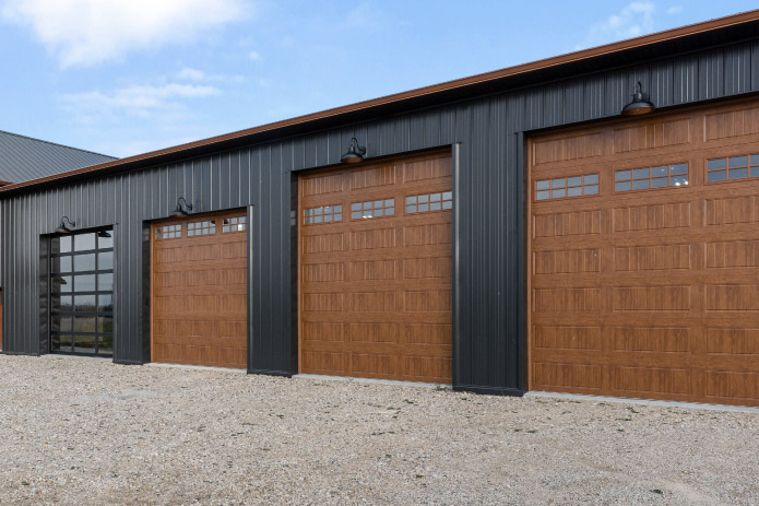 Barndominium Extra Features Showing Multiple Garage Doors Barndominium Extra Features Showing Multiple Garage Doors