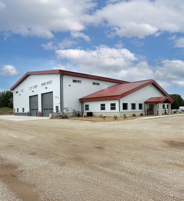 Custom Heavy Equipment Facility in Hortonville, Wisconsin
