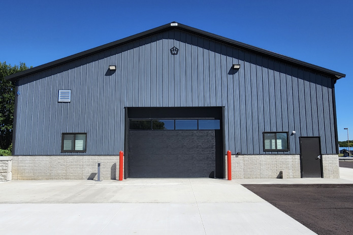 Custom Features of the Auto Garage