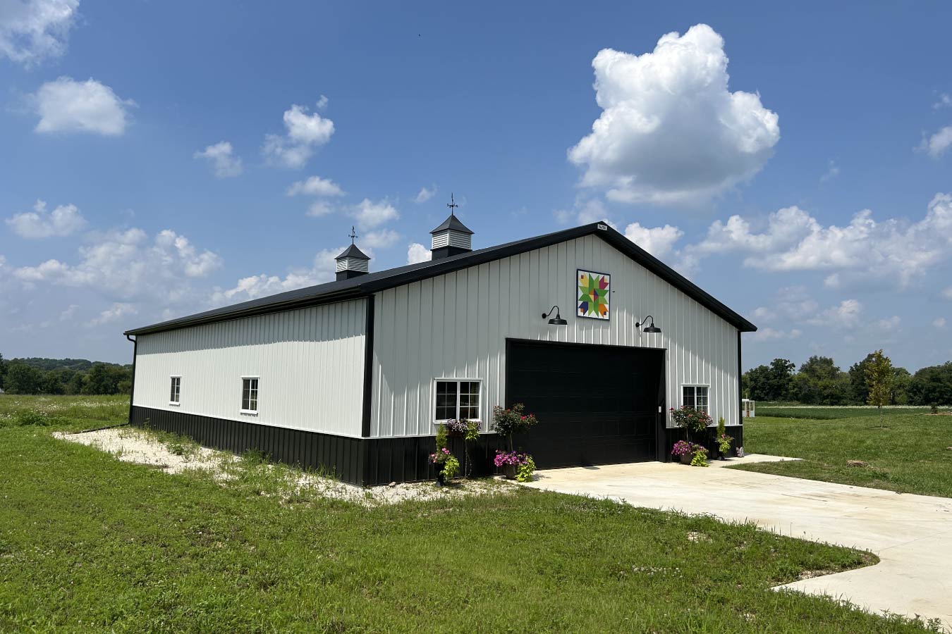 94-0765 Rural Pole Barn Garage