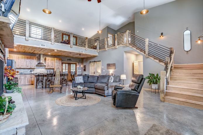 Interior Features of the Barndominium Interior Features of the Barndominium